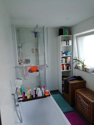 Schöne 5,5-Zimmer-Wohnung in Michelfeld, WDS, neue Fenster und Badezimmer 2020, Parkett, Laminat