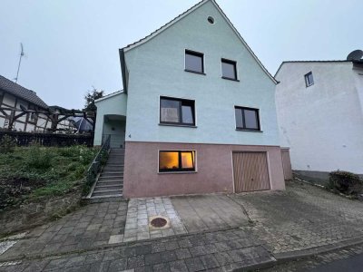 Einfamilienhaus mit Baugrundstück in Kreuzau Winden