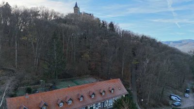 Traumwohnung mit großer Terasse und Garten. Wohnen Sie da, wo andere Urlaub machen.