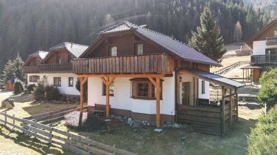 Top saniertes Wohnhaus fußläufig zu Talstation Ankogelbahn und Seebachtal mit separatem Baugrund