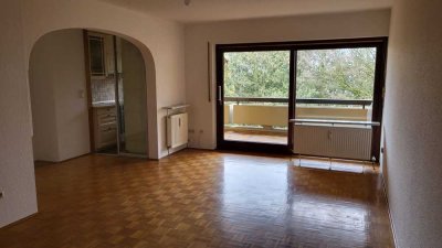 2-Zimmer-Wohnung mit Balkon und EBK in Ainring