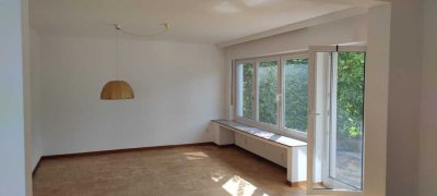 Großzügige Wohnung mit Terrasse