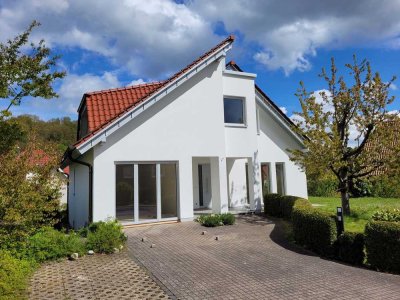 ***RESERVIERT***  Hochwertiges Einfamilienhaus in begehrter Lage von Niederaula