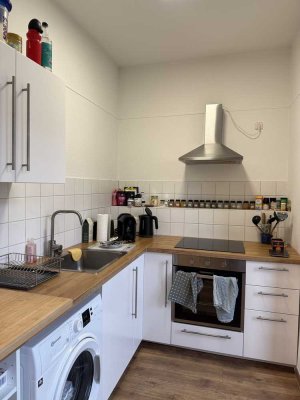 Geschmackvolle 2-Raum-Erdgeschosswohnung mit gehobener Innenausstattung mit Einbauküche in Leipzig