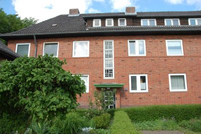 Helle Dachgeschosswohnung auf Siebethsburg mit Ausblick ins Grüne!