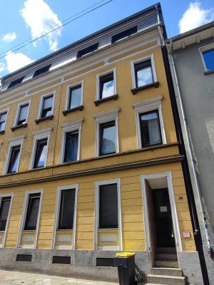 Zentral gelegene 2-Zimmer-Stundenten-Wohnung in Saarbrücken