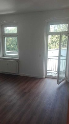 Schöne zwei-Zimmer-Wohnung mit Balkon in Coswig bei Dresden