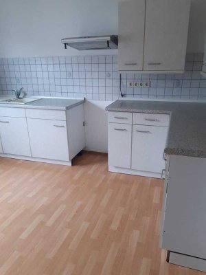 NEU RENOVIERT - 3-Zimmer-Wohnung in Steinach - Sonneberg zu vermieten