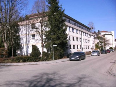 Reizvolle 3-Zimmer-Wohnung mit Balkon in Wolfratshausen