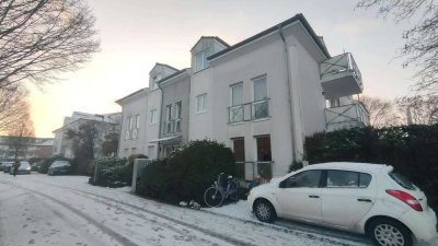 ANFRAGE STOPP! Renovierte 2 Zimmer Wohnung mit Garten u. Stellplatz in Tönisvorst zu vermieten!