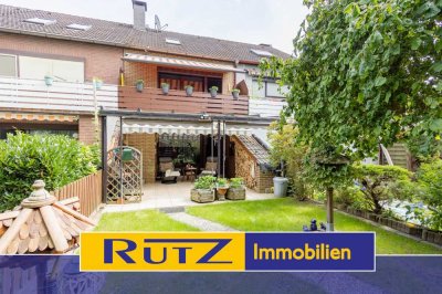 Delmenhorst-Deichhorst | Geräumiges Reihenmittelhaus mit schönem Garten, Balkon und Garage