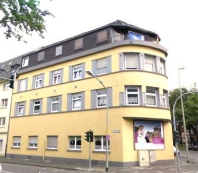 Großzügige Dachgeschosswohnung mit Weitblick