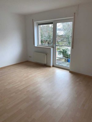 Helle 3-Zi-Wohnung mit Balkon in Euskirchen-Kirchheim frei ab 01.04.2025