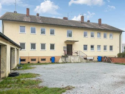 4-Familien-Haus in Mallersdorf-Pfaffenberg, 2 große Wohnungen vermietet, 2 große Wohnungen frei