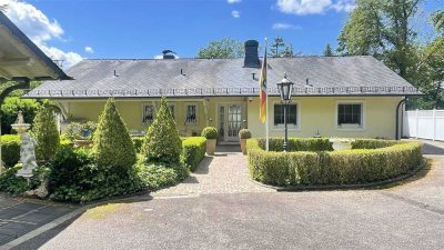 *** Repräsentativer Bungalow in ruhiger Waldrandlage + 3 Garagen***