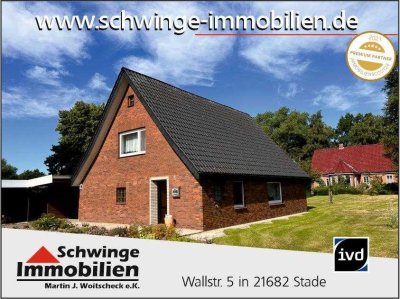 SCHWINGE IMMOBILIEN Stade: Einfamilienhaus in ruhiger Wohnlage von Hemmoor im Landkreis Cuxhaven.