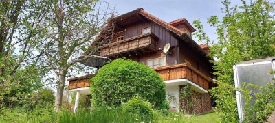 Gepflegtes Holzhaus in wunderbarer Grün-Ruhelage