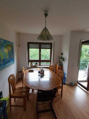 4-Zimmer Wohnung mit Blick auf den Haardtrand