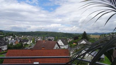 3 Zimmer, Küche, Balkon und Fernblick