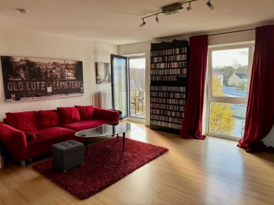 Ihr neues zuhause: Attraktive 3,5-Zimmer-Wohnung mit Balkon, TG-Stellplatz und Fahrstuhl