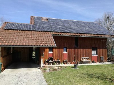 Schönes Haus mit vier Zimmern in Freyung-Grafenau (Kreis), Sankt Oswald in Niedrigenergie-Bauweise