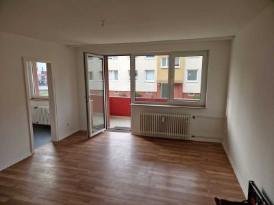 Renovierte 1 Zimmer Wohnung mit EBK und Balkon