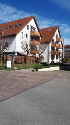 Kressbronn/Bodensee, Apartment bahnhofs- und zentrumsnah, Terrasse und EBK