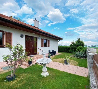 Nähe Gewerbepark Stadlau und Südosttangente *** Einfamilienhaus/Bungalow *** inkl. wunderschön gepflegtem Garten *** komplett unterkellert