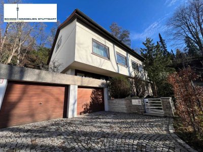 Schönes Haus mit 5 Zimmern (ca. 250 m²) mit Garten in Top Lage!