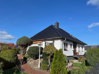 *** Wohnen auch auf einer Ebene *** Top Gepflegter Bungalow mit Vollkeller für die ganze Familie ***