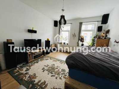 Tauschwohnung: Tausche Zwei-Zimmer-Wohnung nahe Adler gehen kleinere Whg