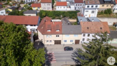 Gemütliches Mehrfamilienhaus mit riesen Potential!