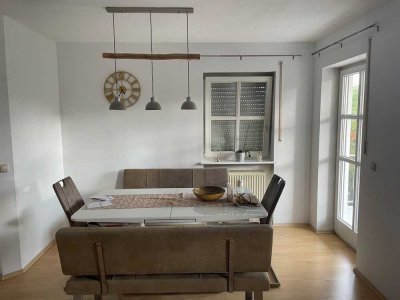 Sehr ruhige und stilvolle 3-Zimmer-Wohnung mit Balkon in Neukirchen/Inn