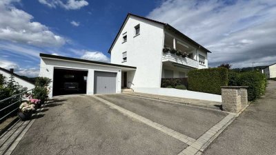 Vollständig renovierte 4-Zimmer-Wohnung mit Terrasse und Garten