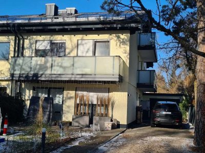 Waldtrudering, gepflegte großzügige Doppelhaushälfte direkt am Wald