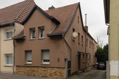 Großzügige 4-Zimmer-Wohnung mit eigenem Grundstück in zentraler Lage von Friedberg (Hessen)