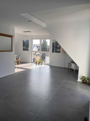 *Schöne 4ZKBB Maisonette-Wohnung im Bielefelder Westen*