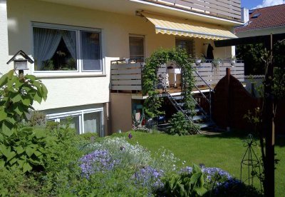 Geschmackvolle 4-Zimmer-EG-Wohnung mit Garten, Terasse, Balkon und viel Extraplatz