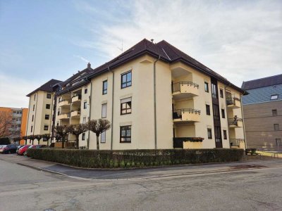 Hochwertig sanierte 1,5-Zimmer-Wohnung mit Balkon und Tiefgaragenstellplatz in Waldkirch-Kollnau