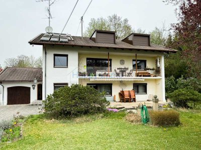 2 Familienhaus mit ausgebauten Dachgeschoss in Sauerlach - großes Grundstück in Südausrichtung