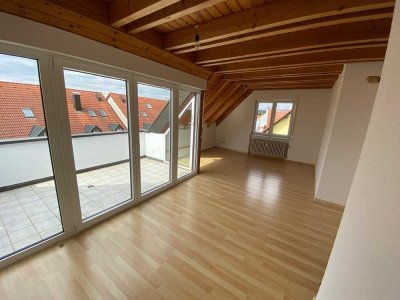 Neuwertige 3-Raum-Wohnung mit Balkon und Einbauküche in Lörrach