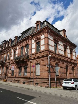 Freundliche 4-Zimmer-Erdgeschosswohnung mit gehobener Innenausstattung in Kaiserslautern