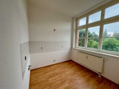 geräumige 2-Raumwohnung in ruhiger, begrünter Lage in Fürstenwalde (Spree)