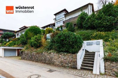 **Vielseitiges Zuhause in Hanglage – Perfekt für Familien und Individualisten**