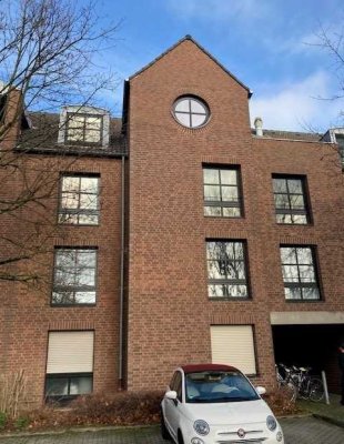 Kapitalanlage - gepflegtes Dachgeschoss-Appartement in Studentenwohnanlage