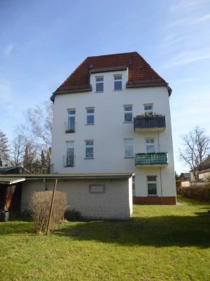 Sonnige 2-Zimmer-Wohnung mit Balkon und Parkett in Berlin Marienfelde (Tempelhof)