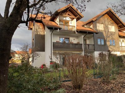 Großzügige 2,5- (3) Zimmer Wohnung in ruhiger Stadtlage