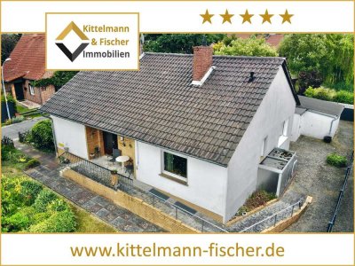 ALTERSGERECHT WOHNEN 4 ZIMMER BUNGALOW IN RUHIGER LAGE MIT BARRIEREFREIHEIT, VERANDA, GARTEN, GARAGE