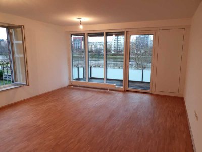 Exklusive, gepflegte 2-Zimmer-Wohnung mit gehobener Innenausstattung mit Balkon und EBK