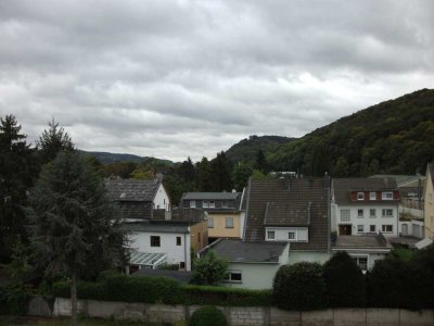 Frisch renovierte 4-Zimmer-Dachgeschosswohnung mit Dachterrasse in Bad Breisig